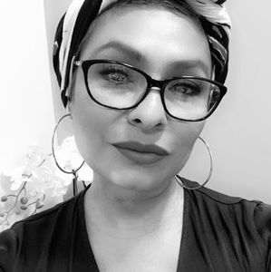 Meet your Posher, Claudia